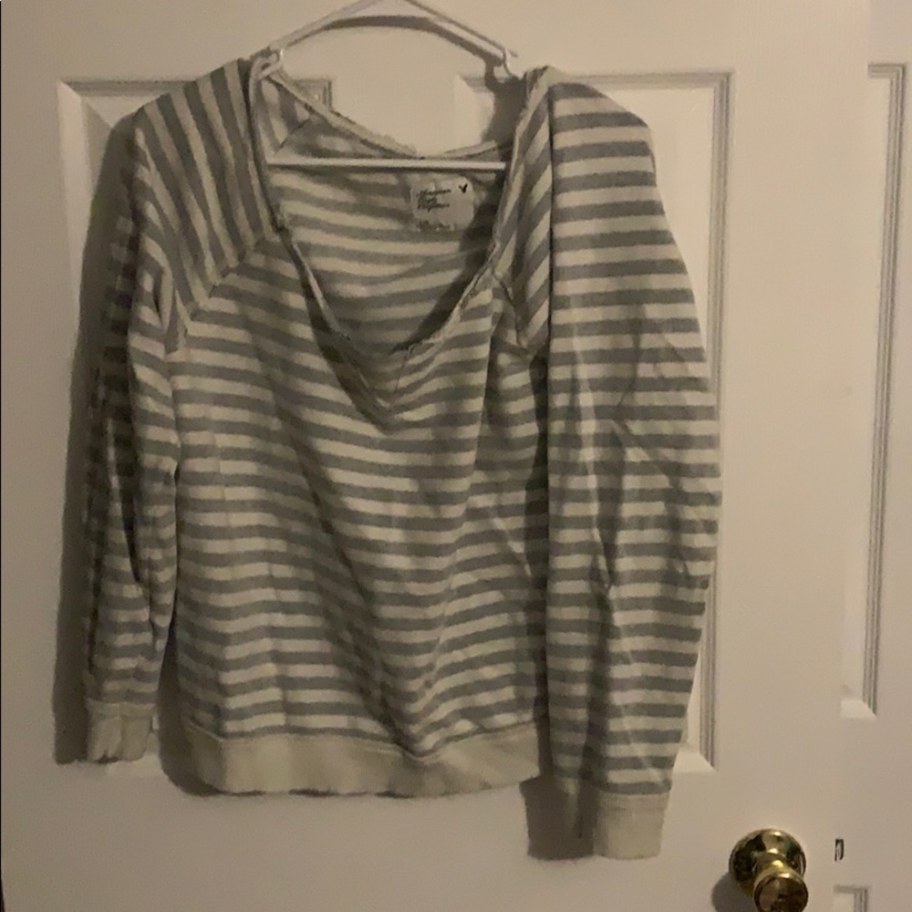 American Eagle Sweat shirt